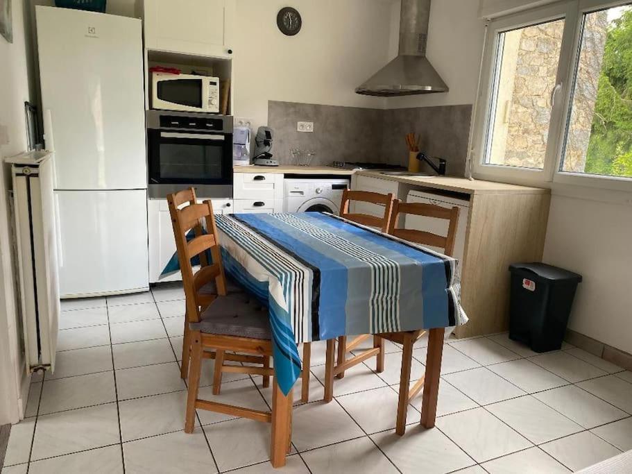 Petite Maison En Auvergne Giat 외부 사진